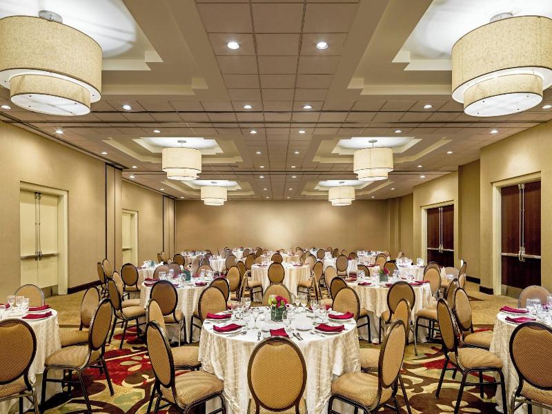 Sheraton Edison Hotel image