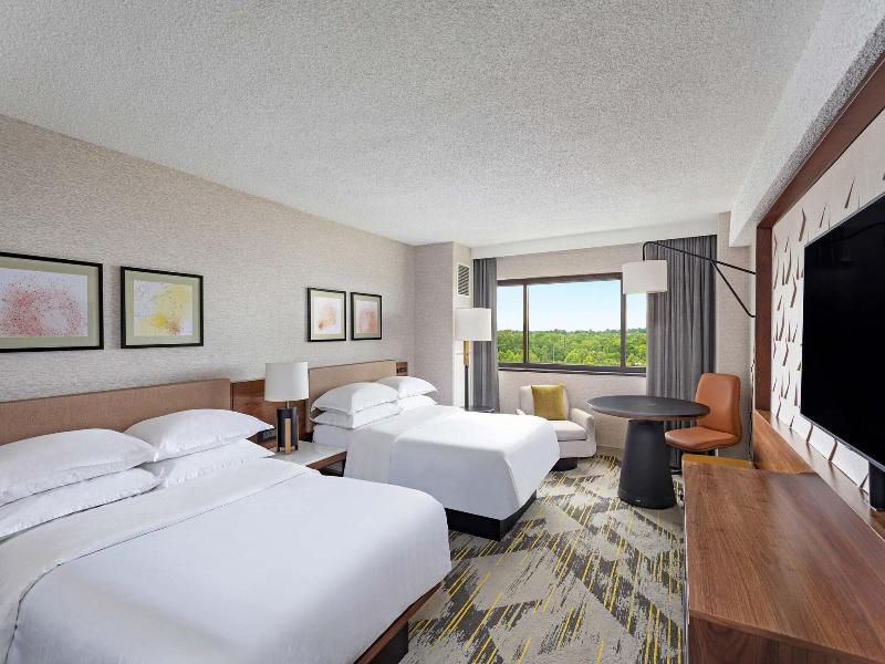 Sheraton Edison Hotel image