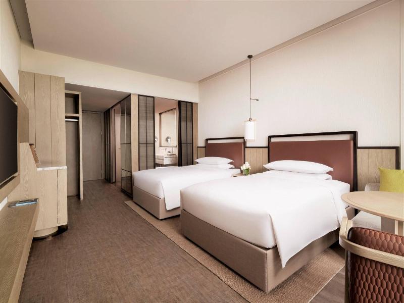 Sanya Marriott Yalong Bay Resort & Spa image