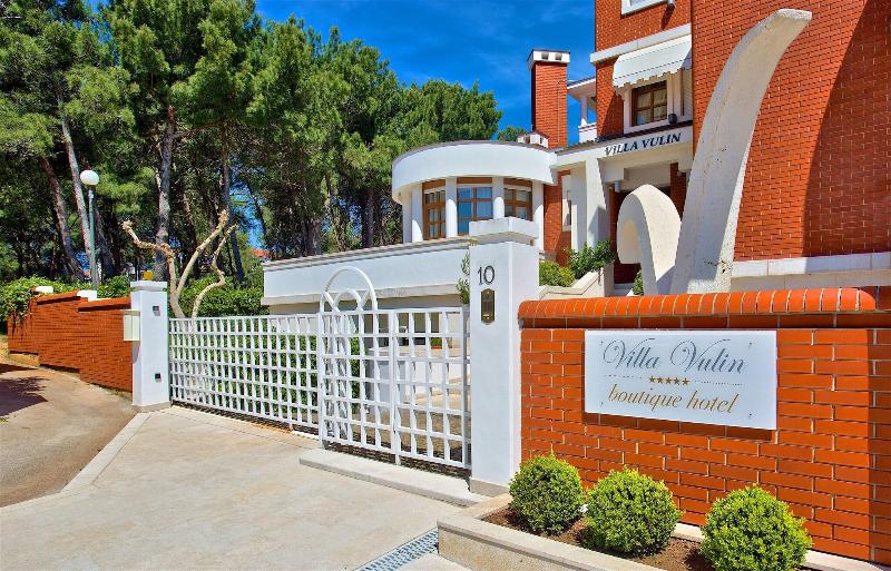 Luxury boutique hotel Villa Vulin image