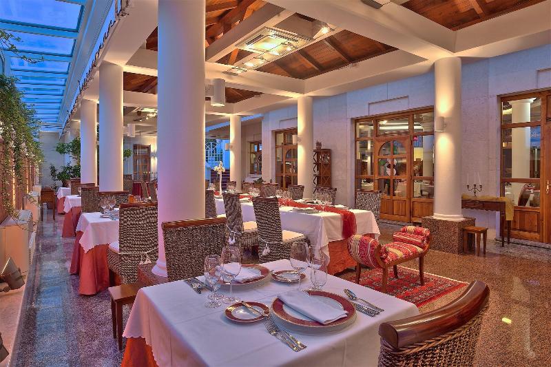 Luxury boutique hotel Villa Vulin image