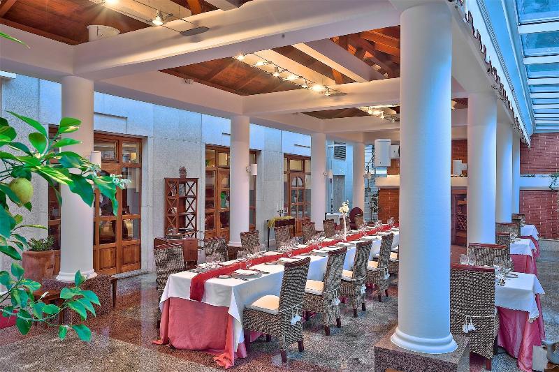 Luxury boutique hotel Villa Vulin image