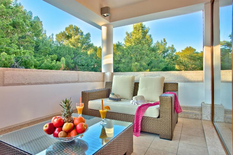 Luxury boutique hotel Villa Vulin image