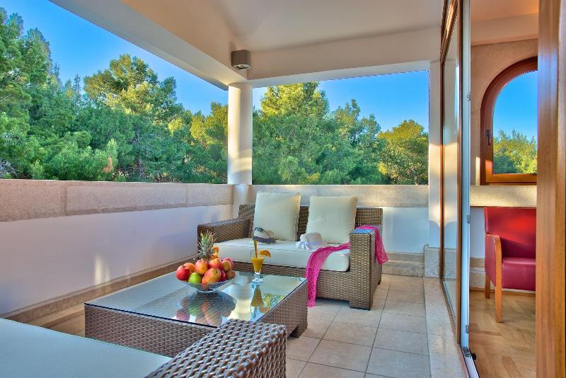 Luxury boutique hotel Villa Vulin image
