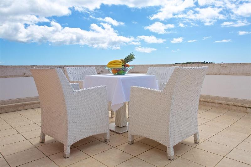 Luxury boutique hotel Villa Vulin image