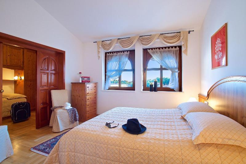 Luxury boutique hotel Villa Vulin image