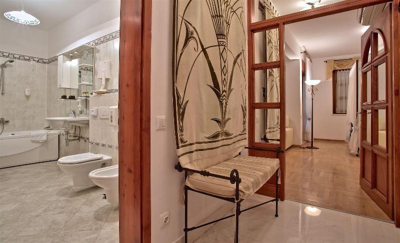 Luxury boutique hotel Villa Vulin image