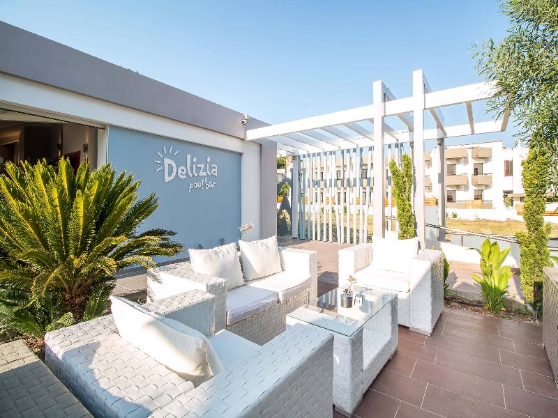 Sunny Days Hotel image