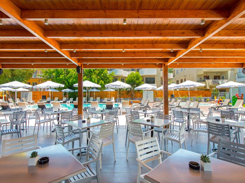 Sunny Days Hotel image