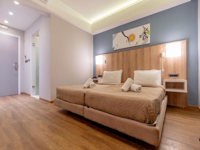 Sunny Days Hotel image