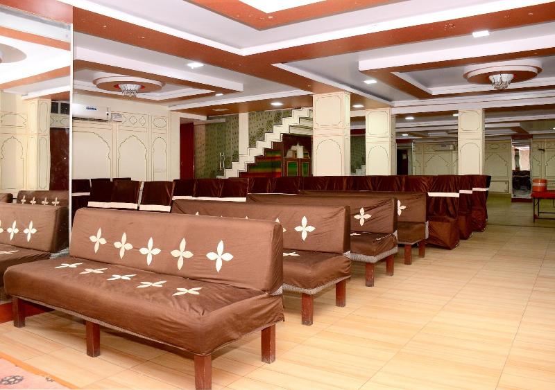 Mahal Rajwada Resort image