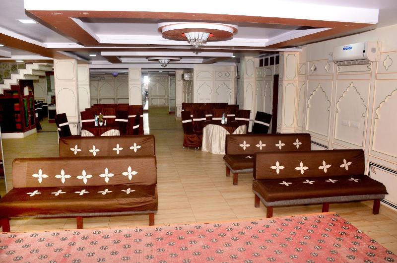 Mahal Rajwada Resort image