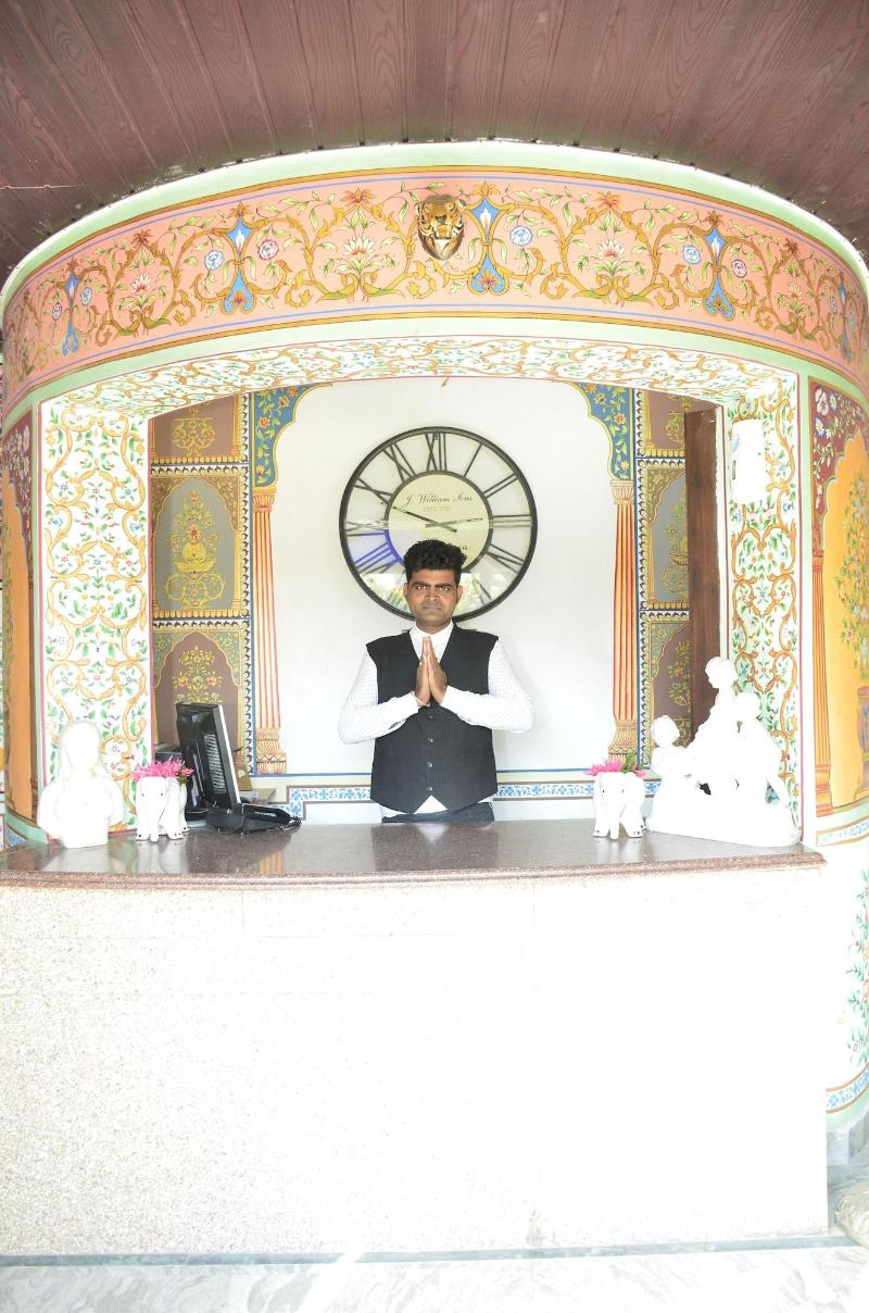 Mahal Rajwada Resort image