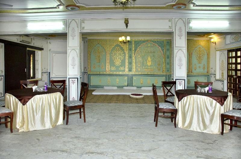 Mahal Rajwada Resort image