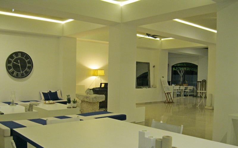 Apollon Hotel image
