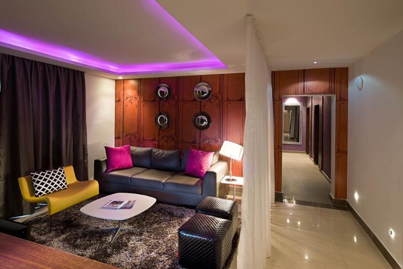 Maison Fahrenheit Hotel image