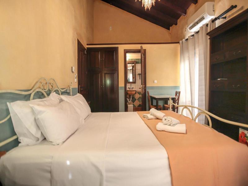 Mythos Guesthouse image