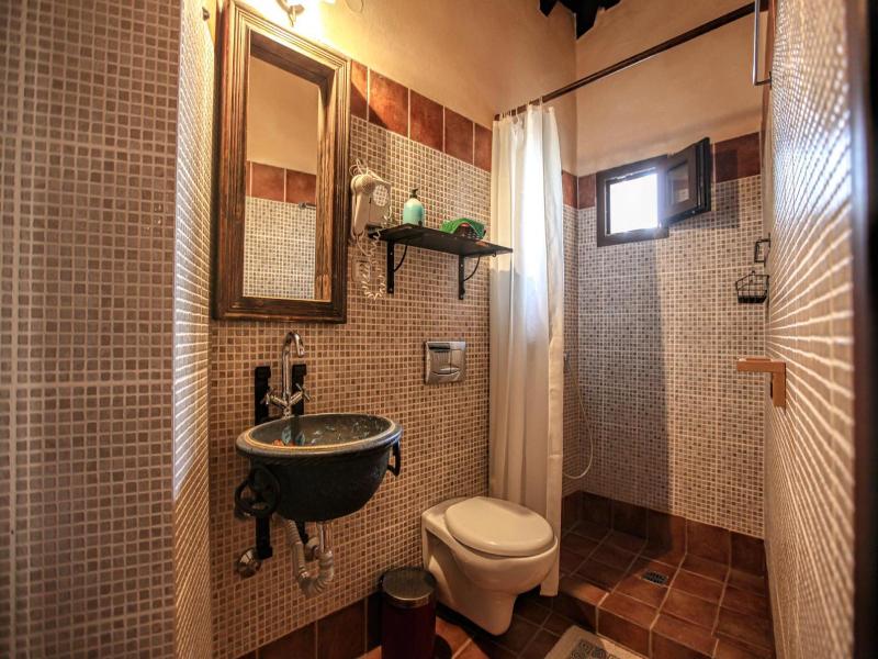 Mythos Guesthouse image