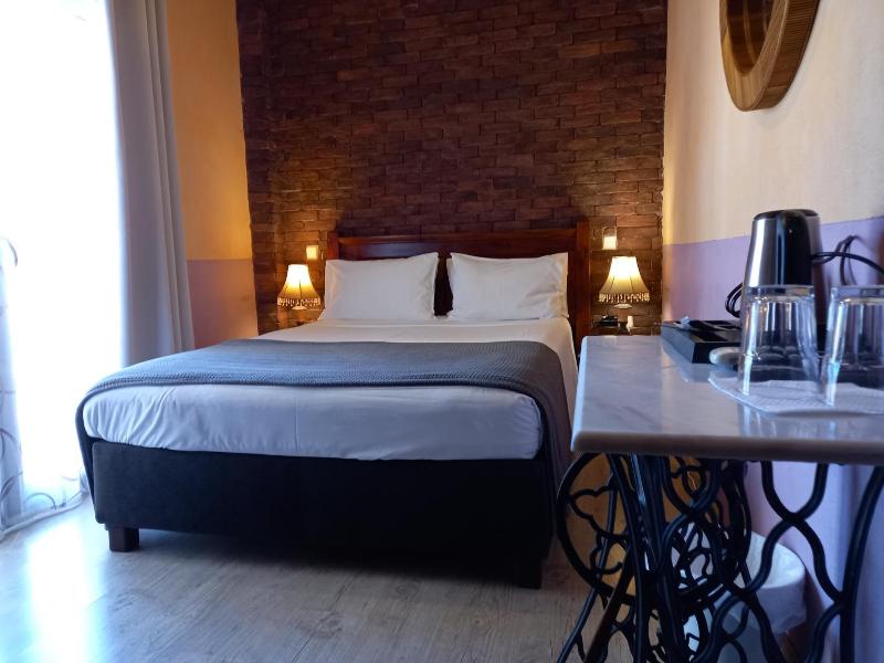 Mythos Guesthouse image