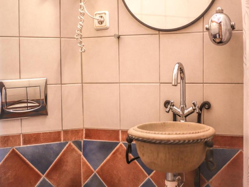 Mythos Guesthouse image