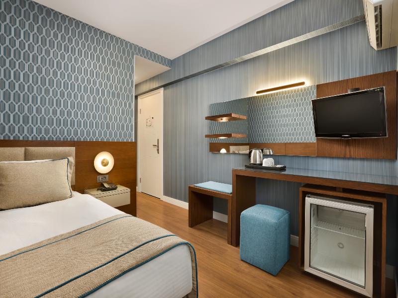 The New Zeybek Hotel image