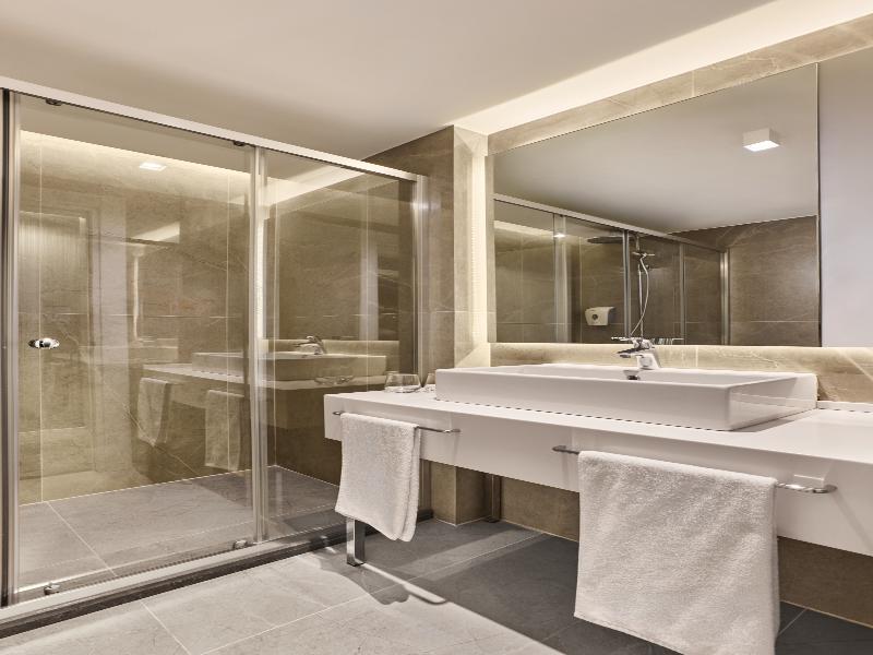 The New Zeybek Hotel image