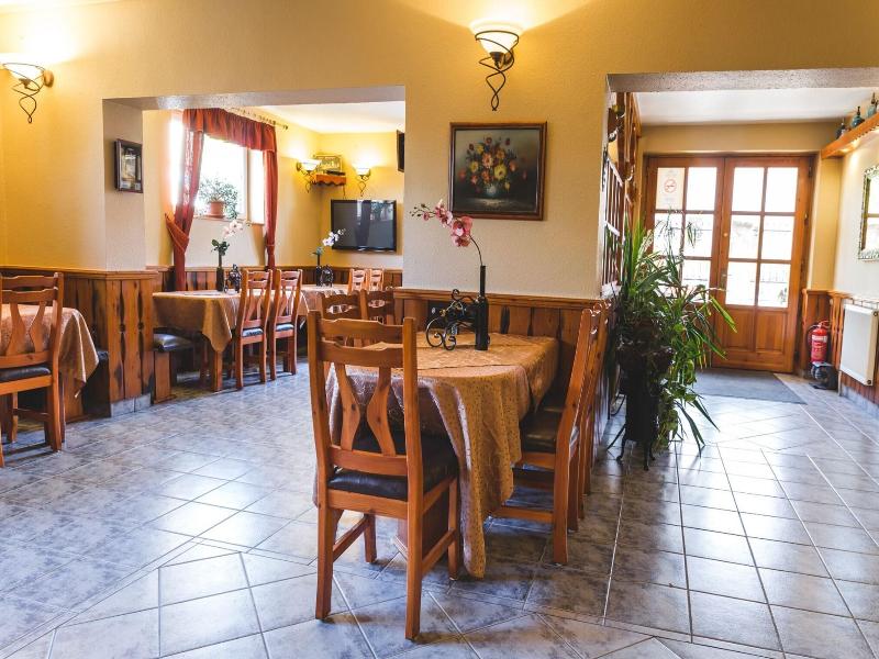 Karin Hotel image