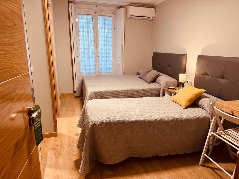 Hostal Patria image