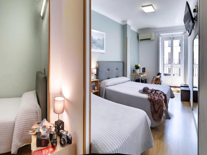 Hostal Patria image