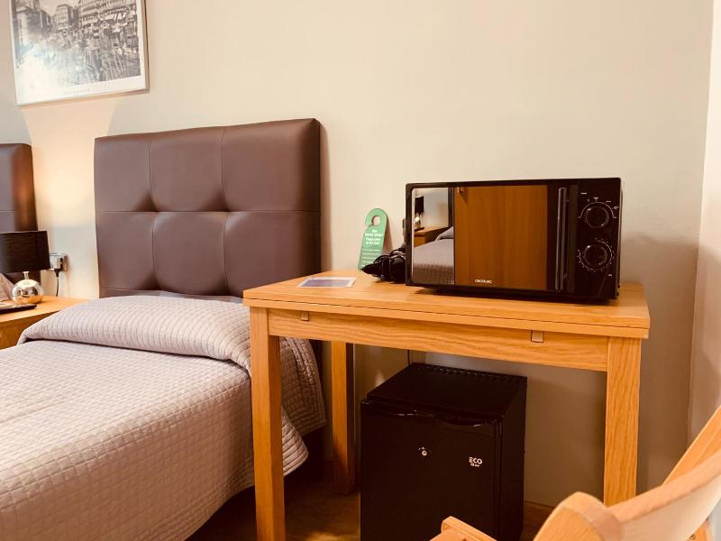 Hostal Patria image