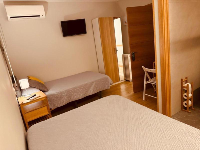 Hostal Patria image