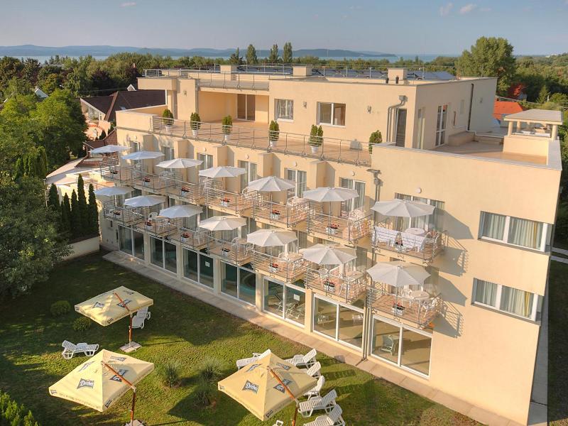 Két Korona Conference and Wellness Hotel image