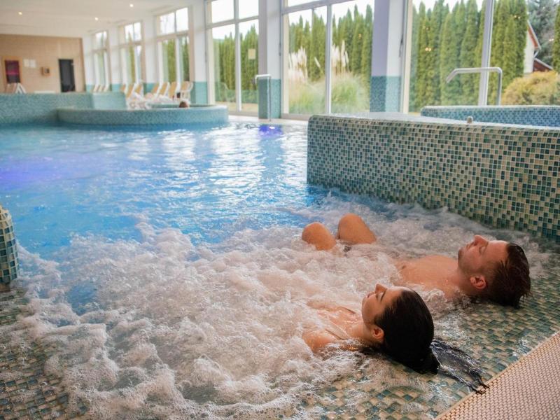 Két Korona Conference and Wellness Hotel image