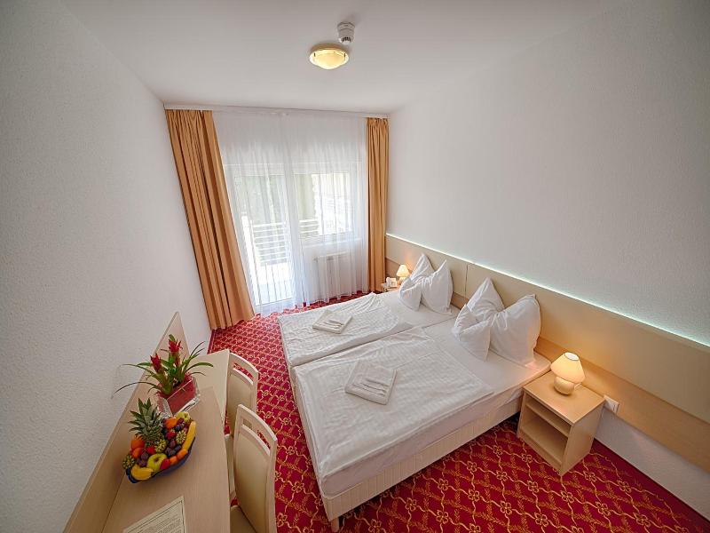 Két Korona Conference and Wellness Hotel image