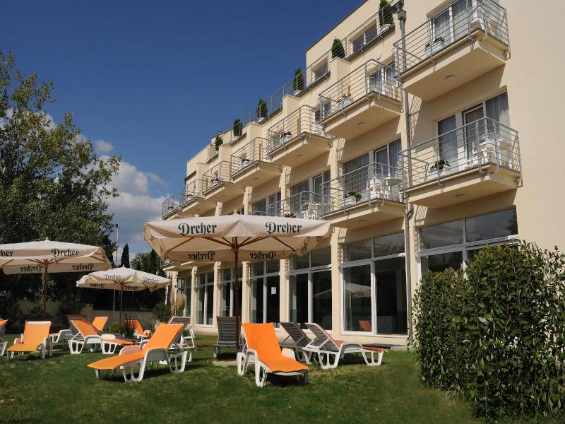 Két Korona Conference and Wellness Hotel image