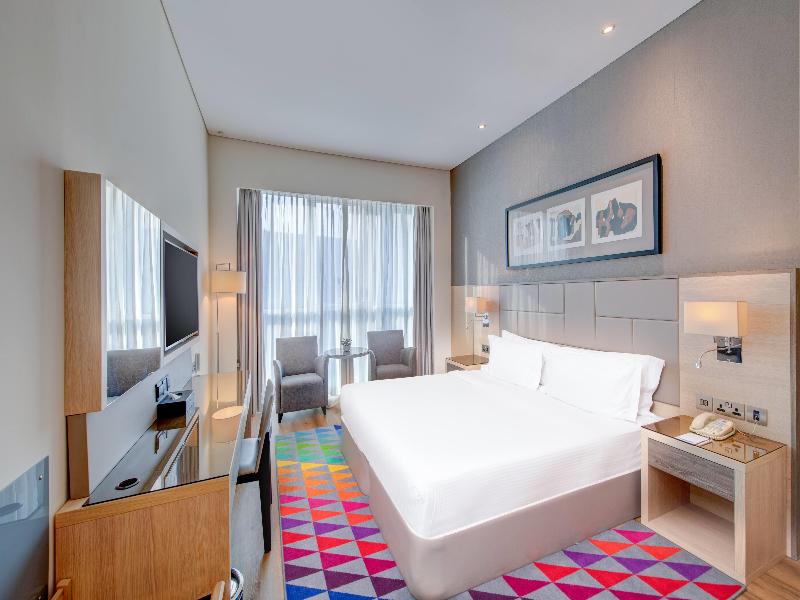 Tryp By Wyndham Abu Dhabi City Centre image
