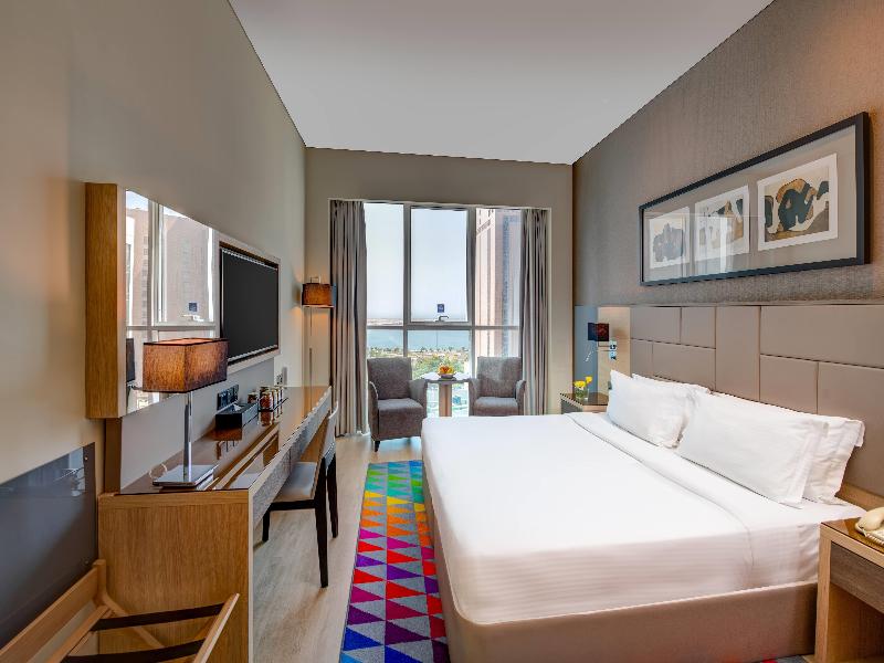Tryp By Wyndham Abu Dhabi City Centre image
