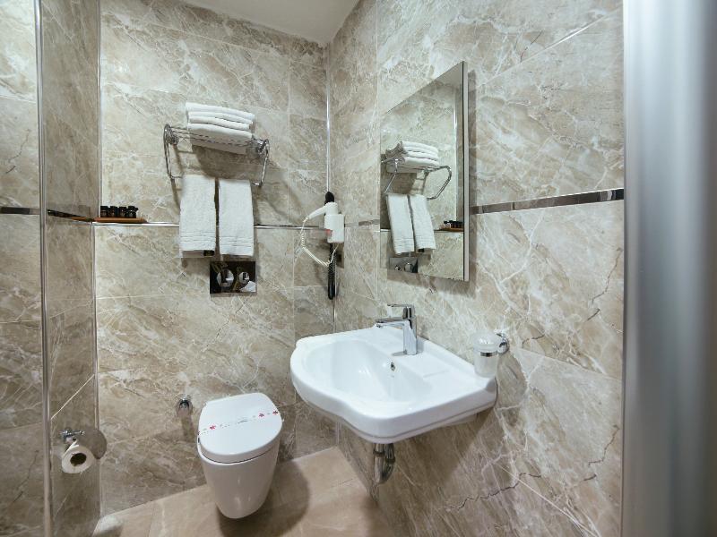 Great Fortune Hotel & Spa image