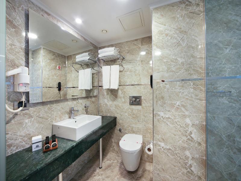 Great Fortune Hotel & Spa image