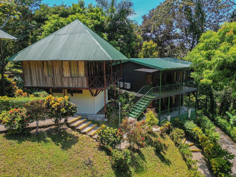 Tabulia Tree Hotel & Villas image