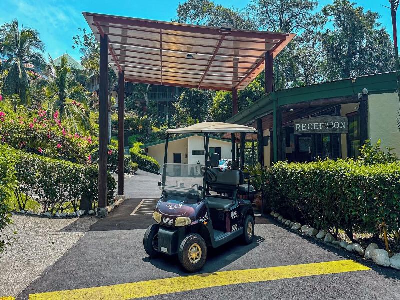 Tabulia Tree Hotel & Villas image
