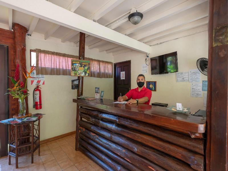 Tabulia Tree Hotel & Villas image