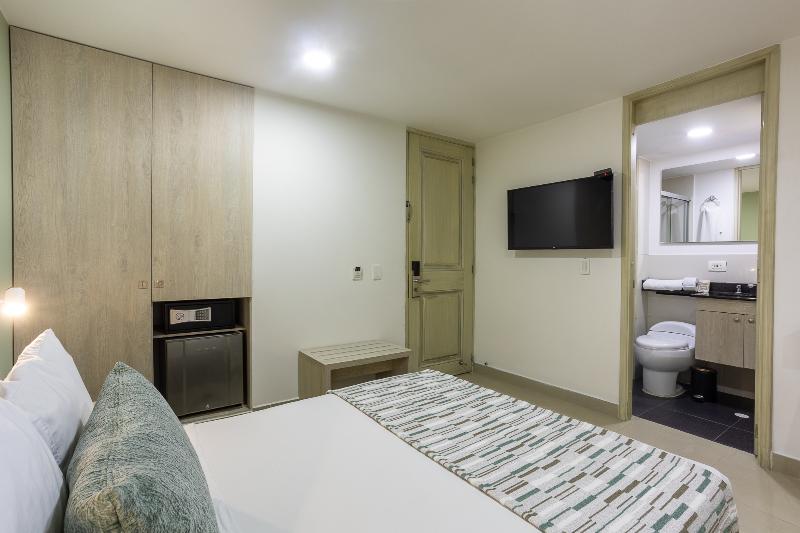 Hotel Suite Comfort image