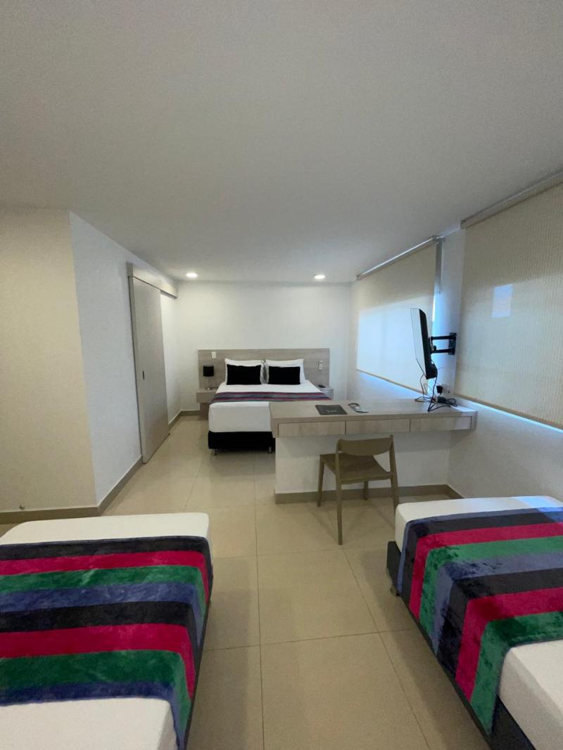 Hotel Suite Comfort image