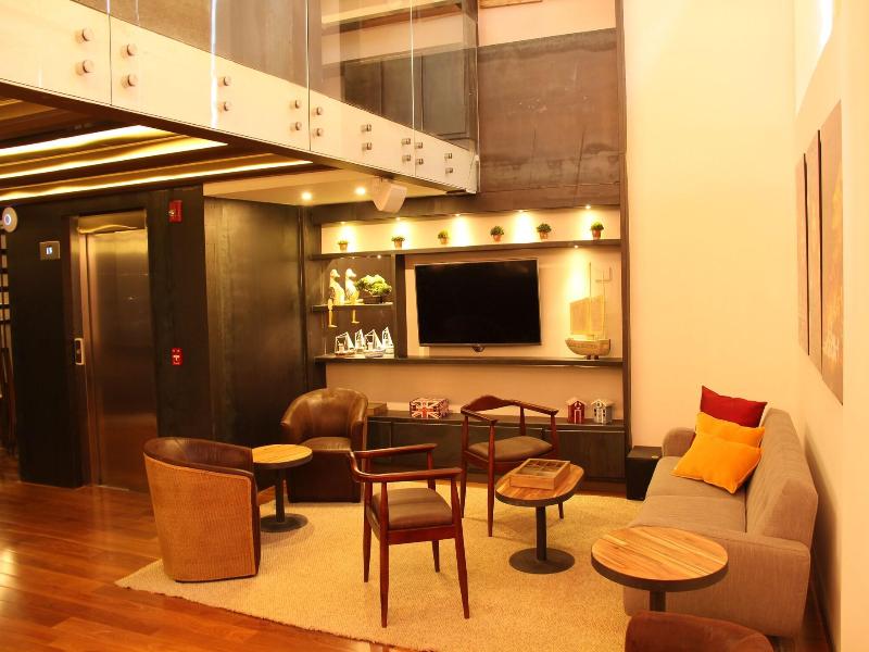 Hotel CityFlats Bogotá image