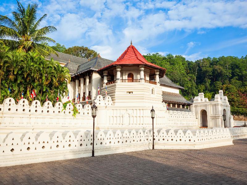 Radisson Hotel Kandy image