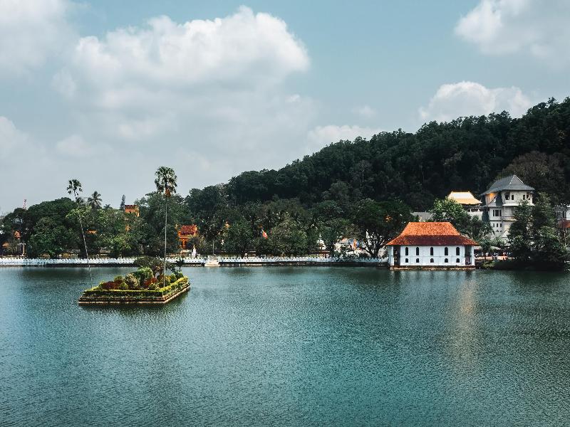 Radisson Hotel Kandy image