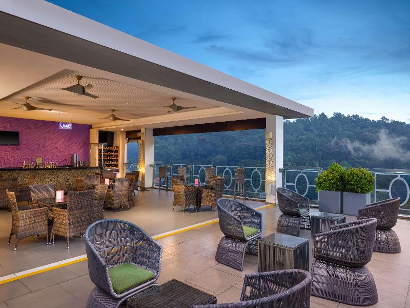 Radisson Hotel Kandy image