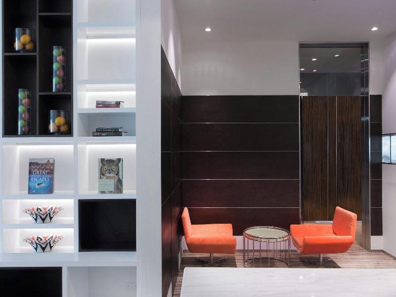 Le Meridien Saigon image