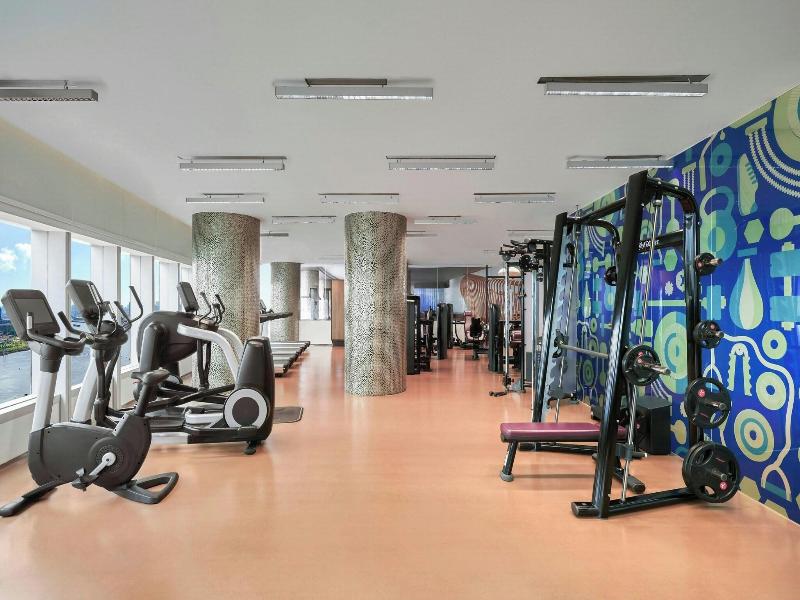 Le Meridien Saigon image